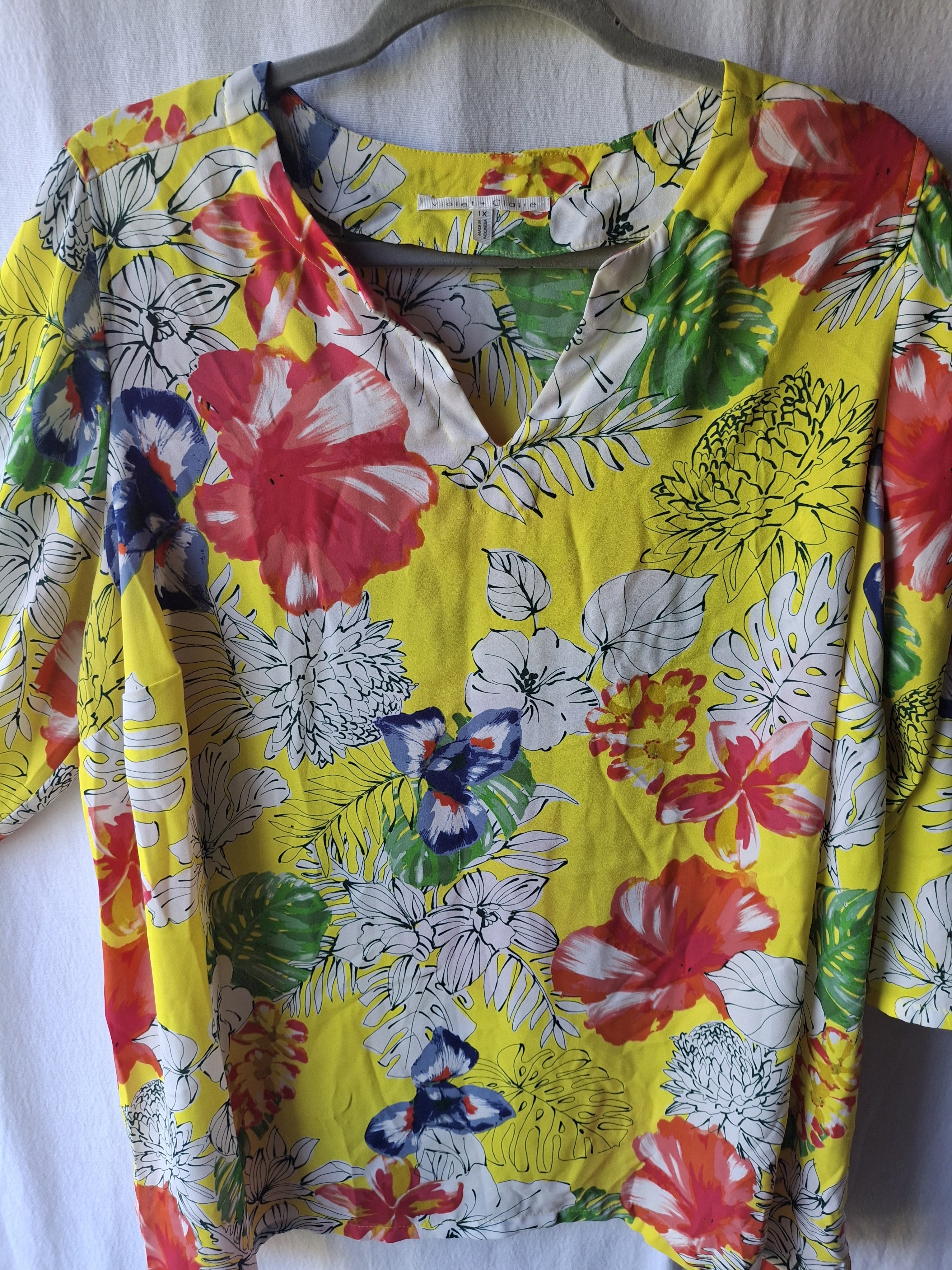 Violet & Claire Yellow Tropical Floral Tunic